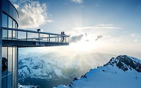 Low Budget Kaprun Apartments